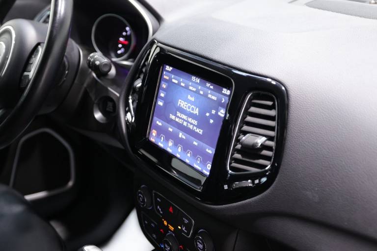 JEEP Compass 51