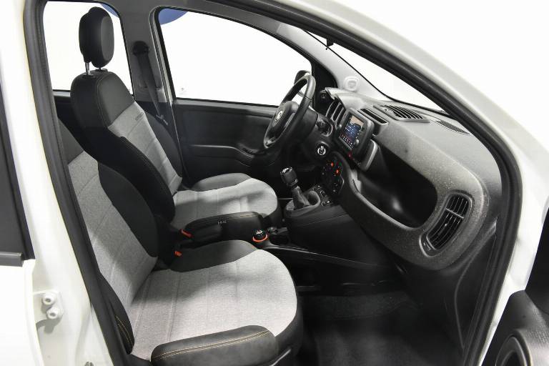 FIAT Panda Cross 21
