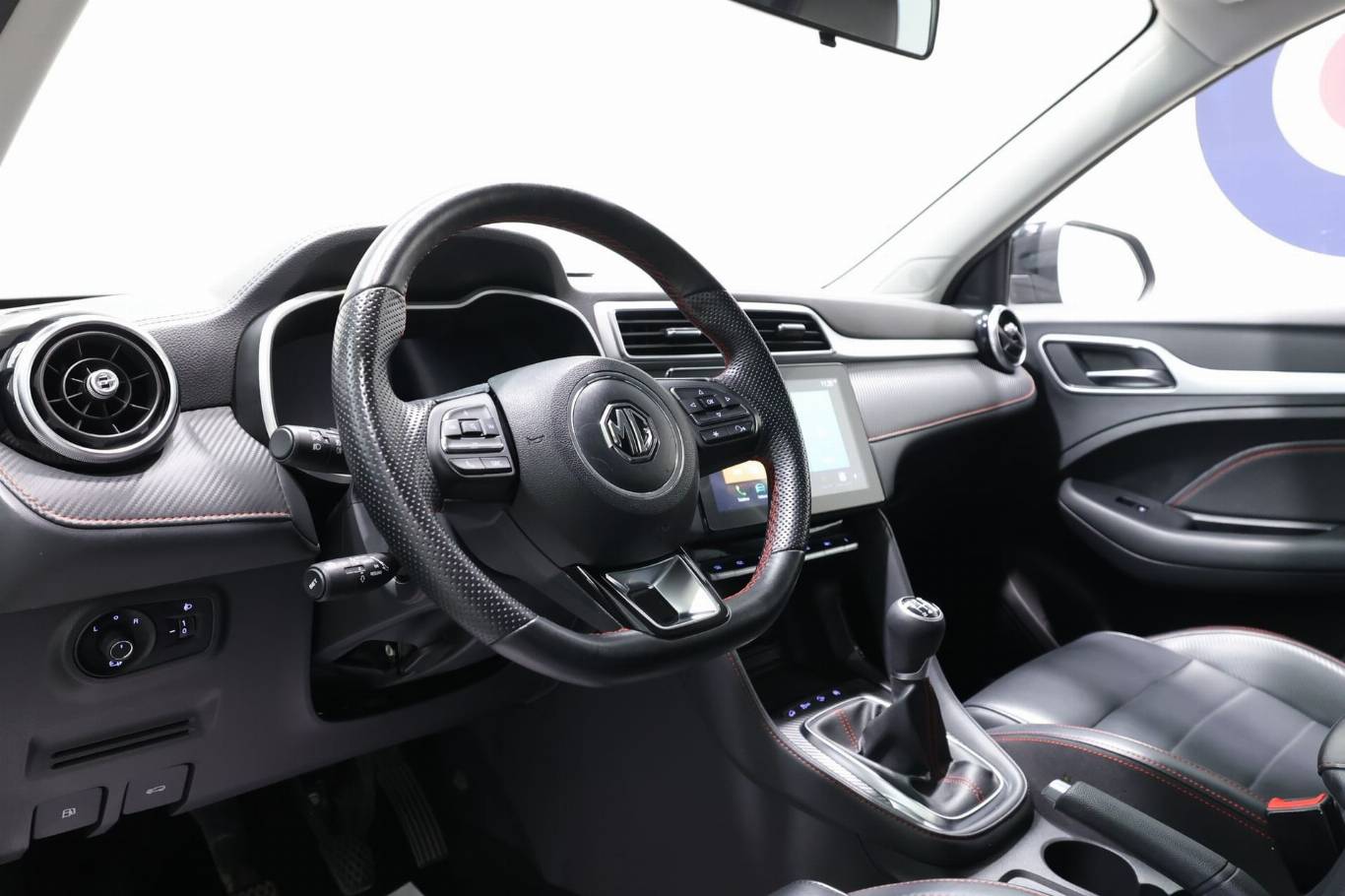 MG ZS 5