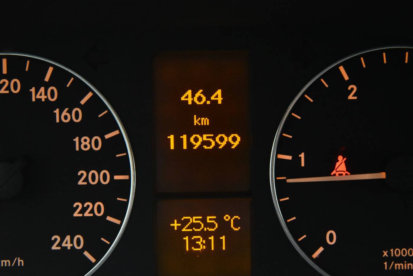 MERCEDES-BENZ A 160 24