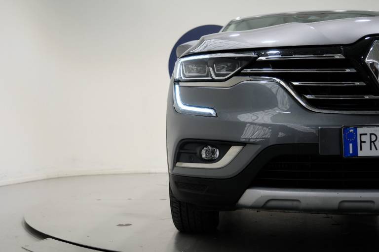 RENAULT Koleos 53