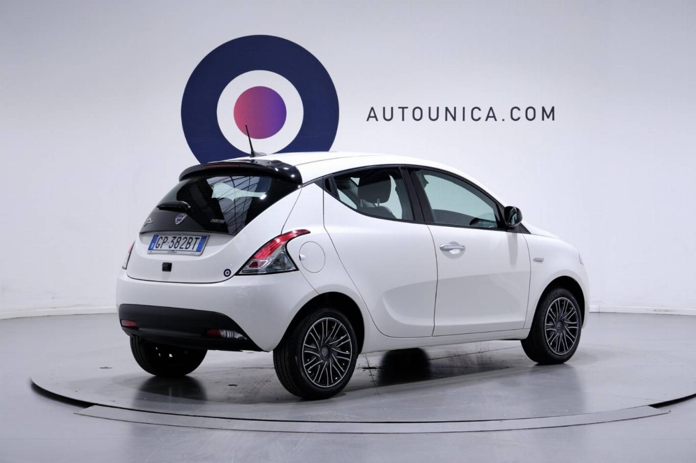 LANCIA Ypsilon 15