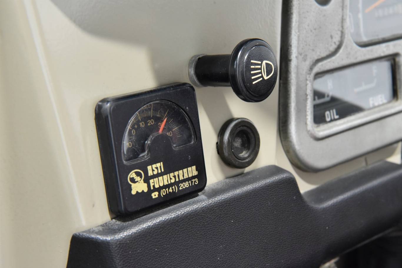 TOYOTA Land Cruiser 31