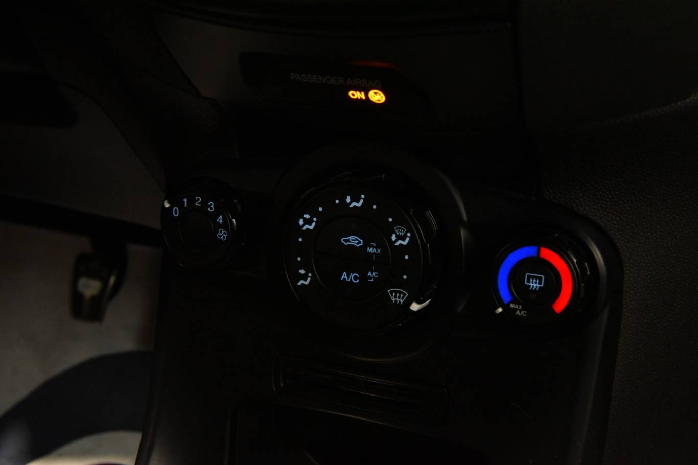 FORD Fiesta 37