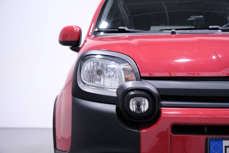 FIAT Panda Cross 13