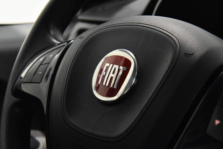 FIAT Doblo 23