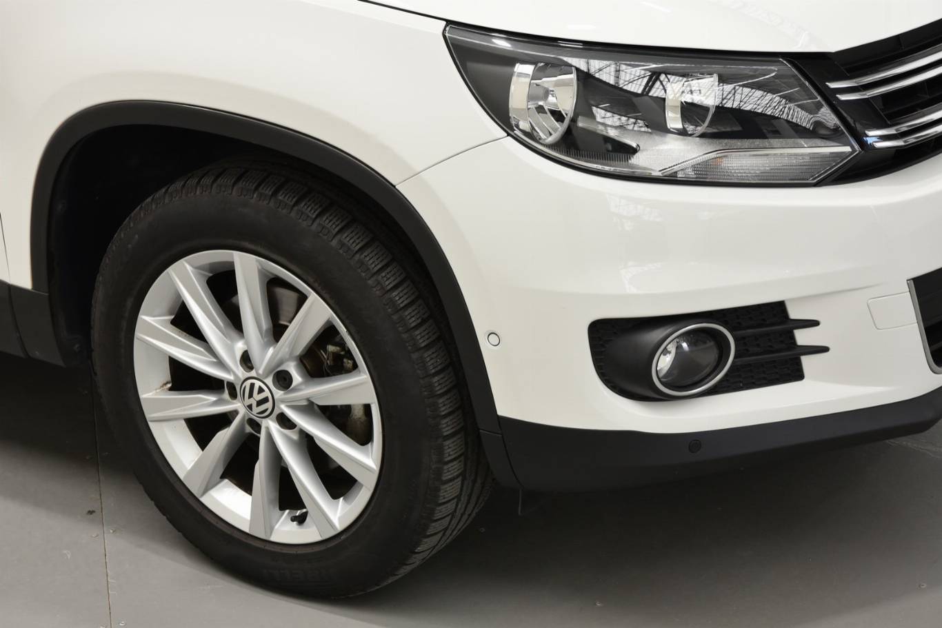 VOLKSWAGEN Tiguan 65