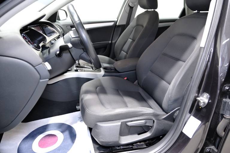 AUDI A4 6