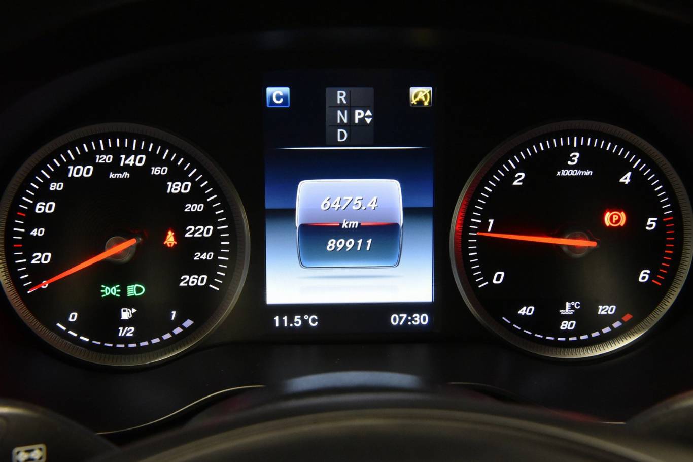 MERCEDES-BENZ C 180 19