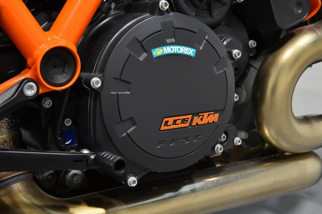 KTM 1290 Super Duke R 60