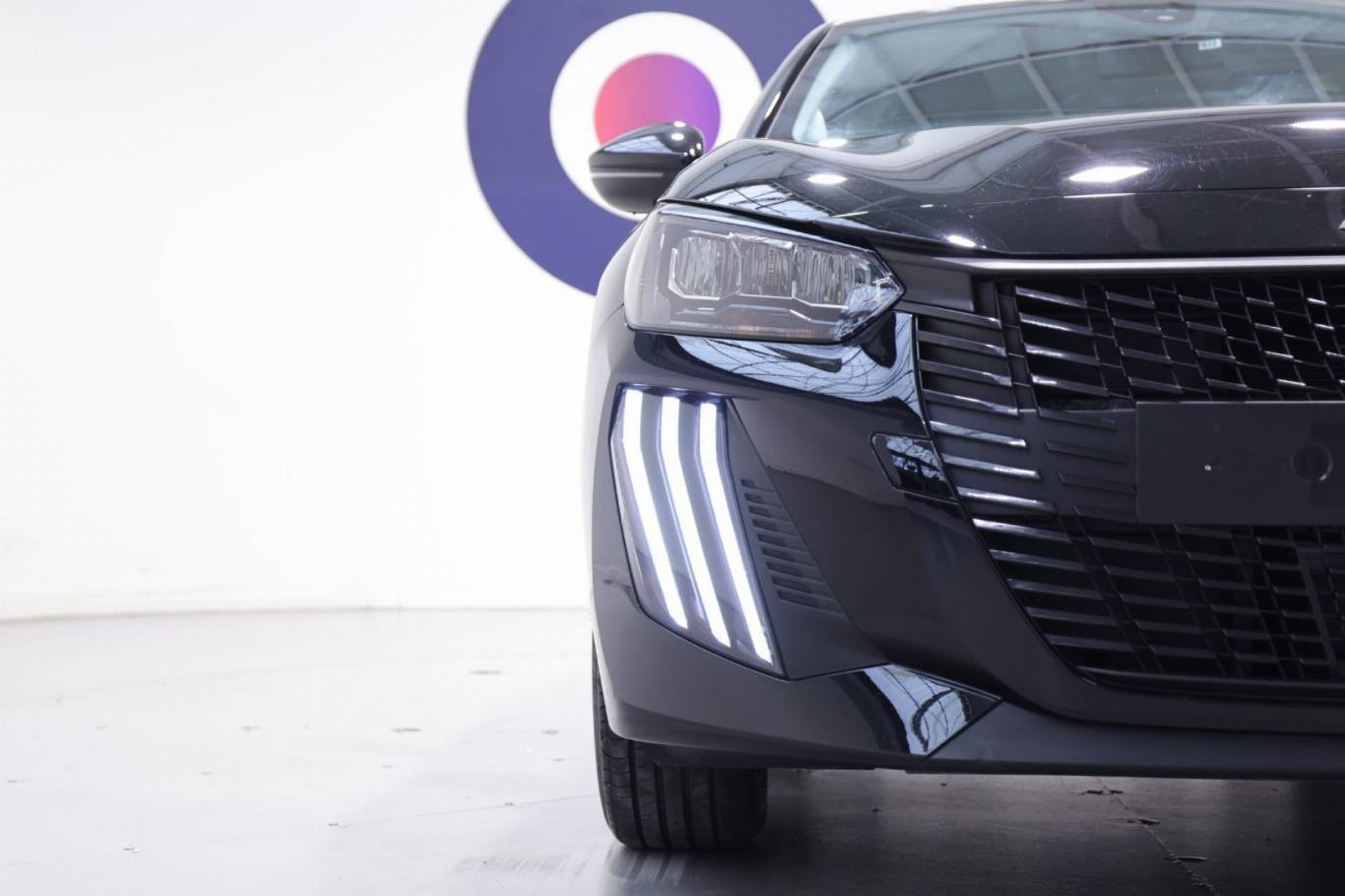 PEUGEOT 208 42