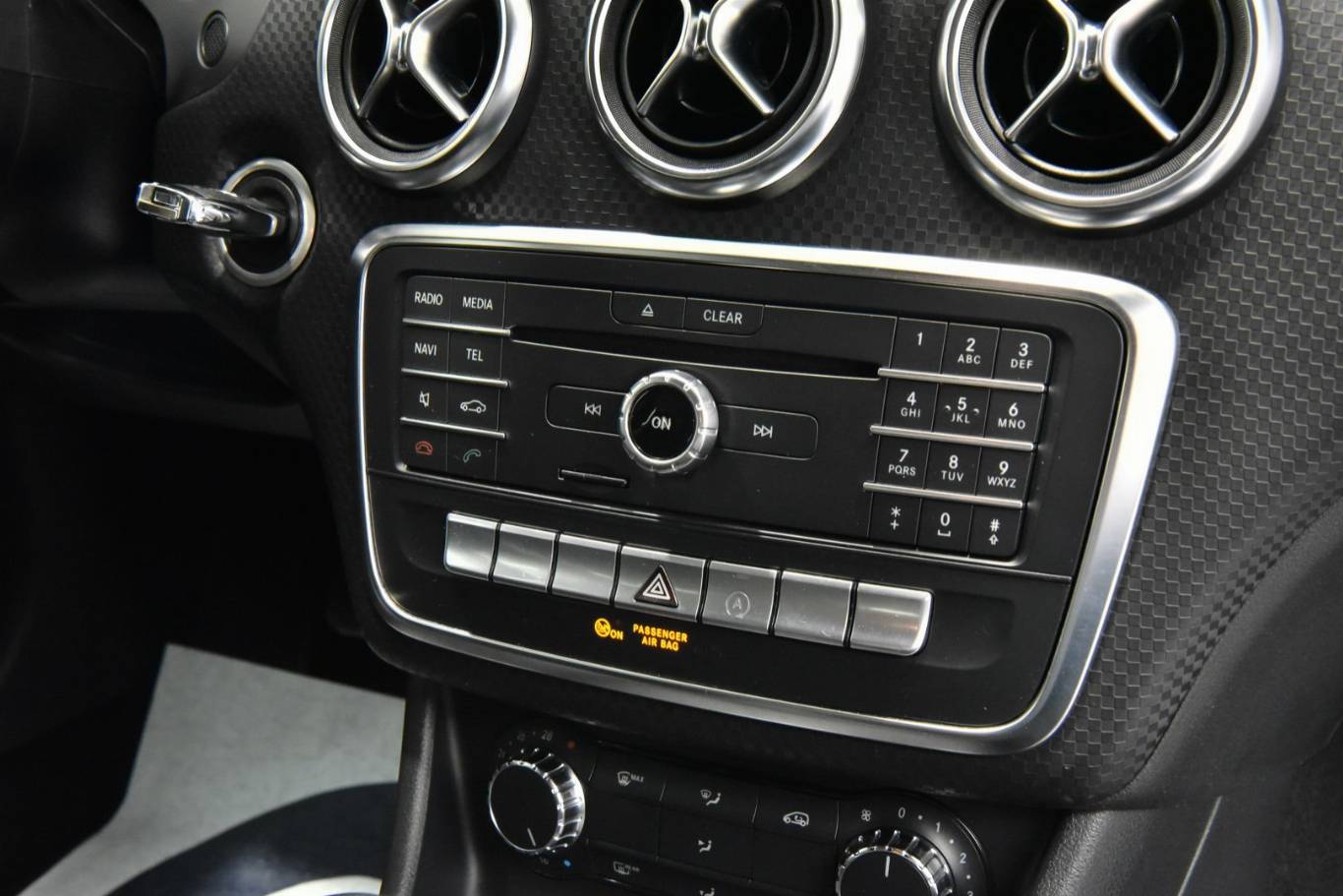 MERCEDES-BENZ A 180 23