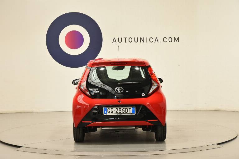 TOYOTA Aygo 6