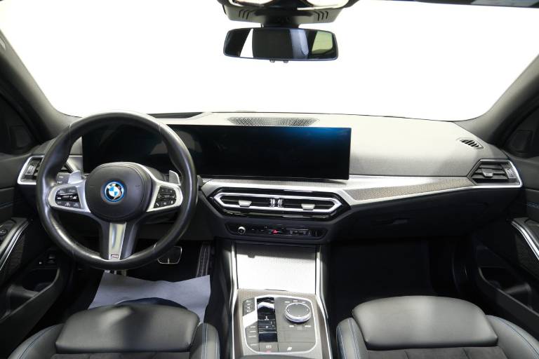 BMW 320 10