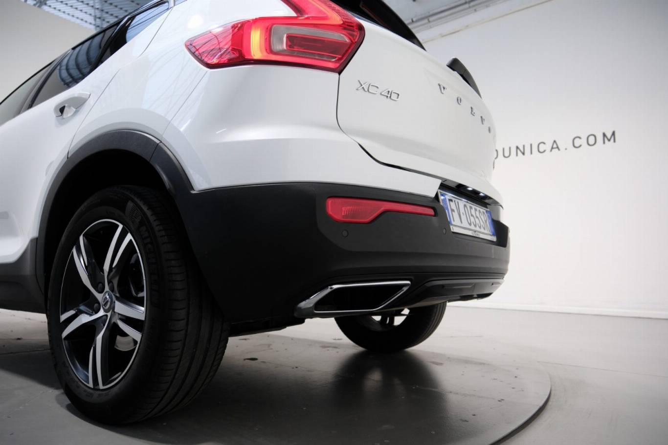 VOLVO XC40 47