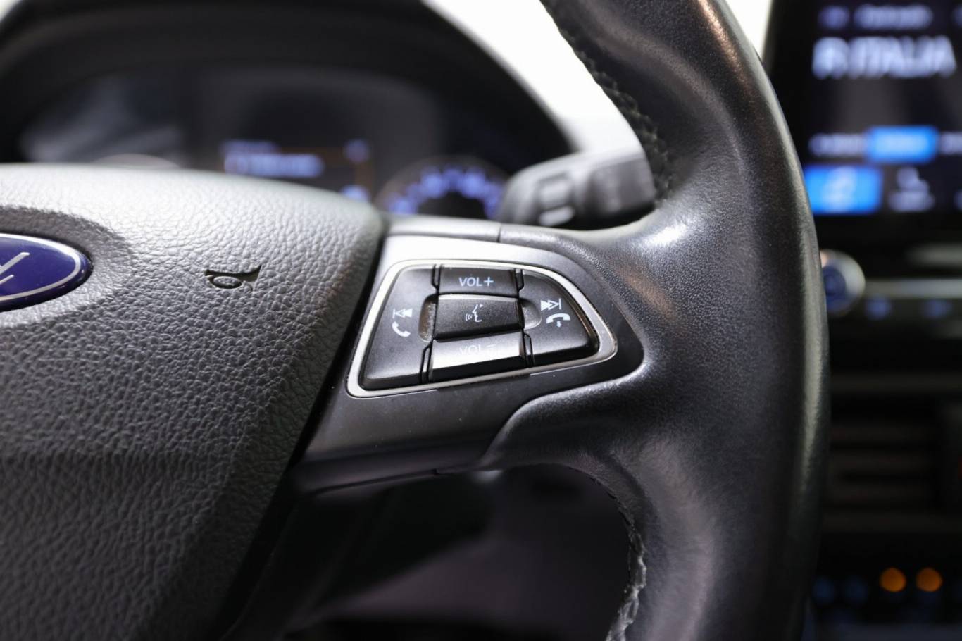 FORD EcoSport 22