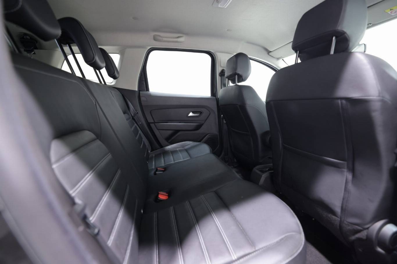 DACIA Duster 48