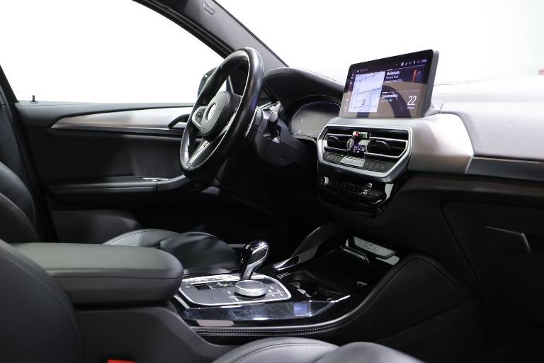 BMW X4 57
