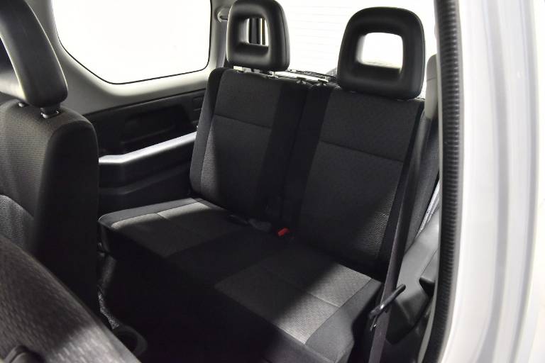SUZUKI Jimny 12