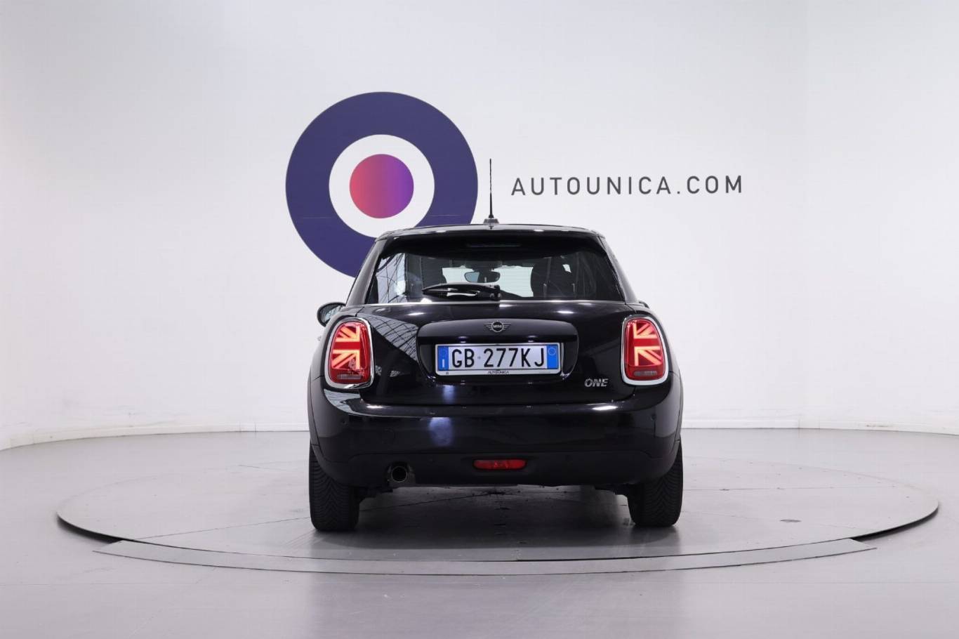 MINI One 16