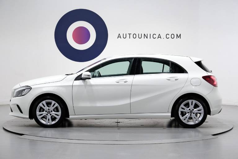 MERCEDES-BENZ A 180 11