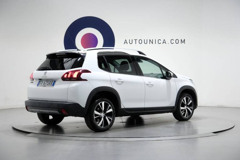 PEUGEOT 2008 15