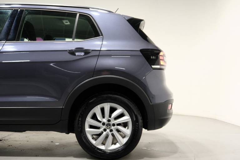 VOLKSWAGEN T-Cross 39