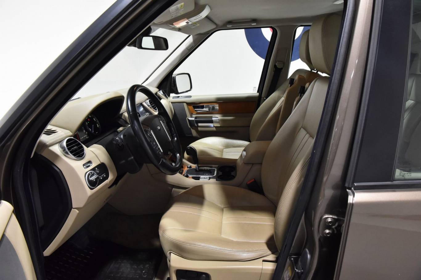 LAND ROVER Discovery 14