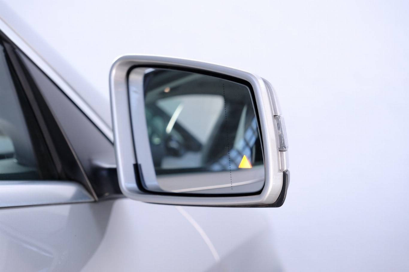 MERCEDES-BENZ CLA 220 67