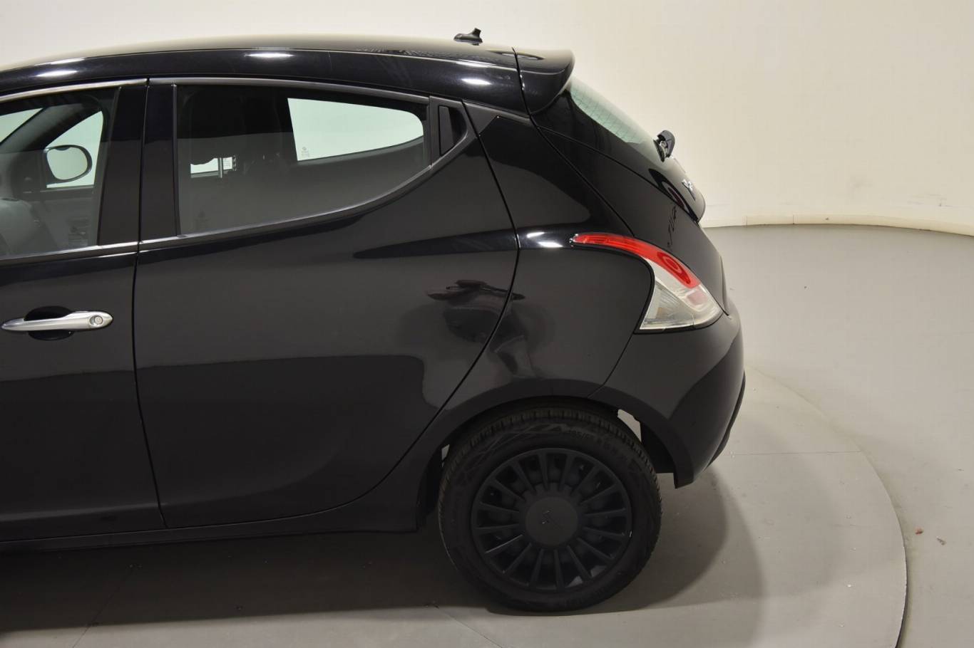 LANCIA Ypsilon 30