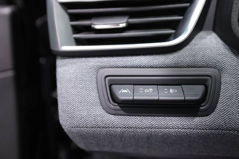 RENAULT Clio 25