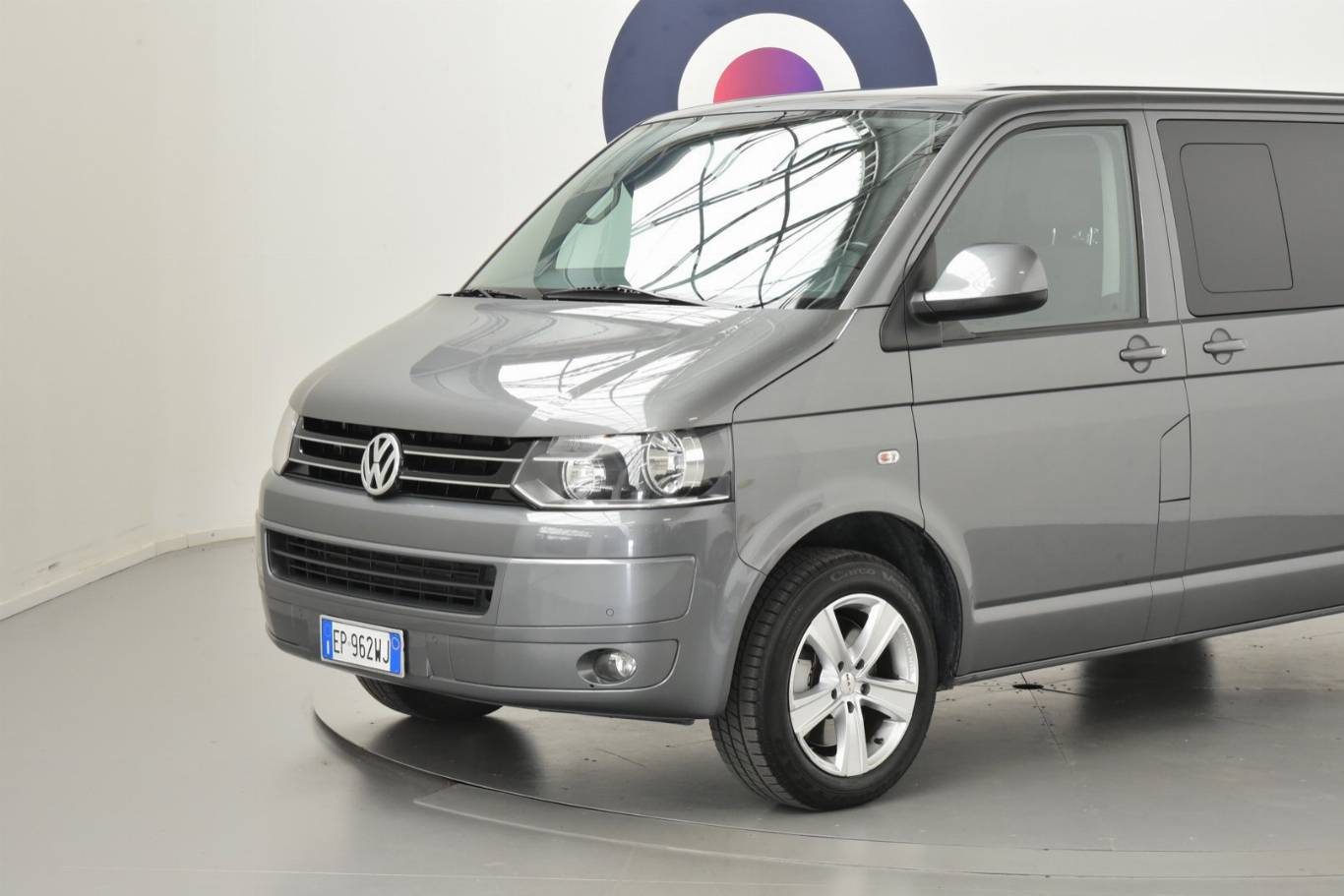 VOLKSWAGEN T5 14