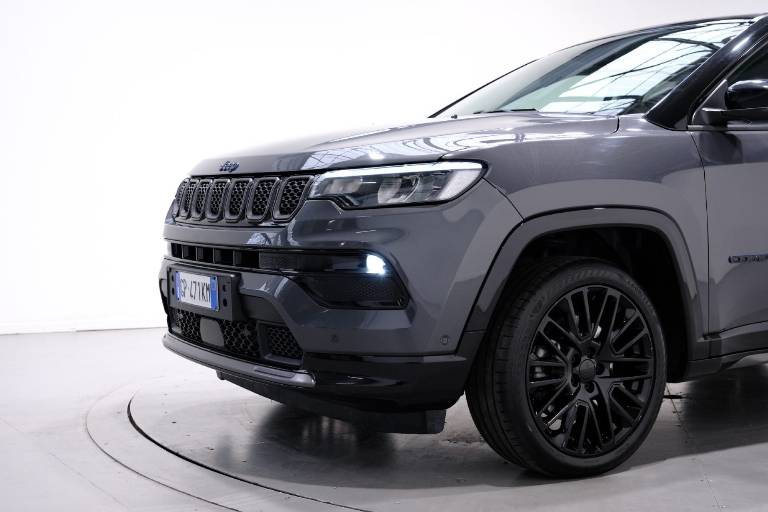 JEEP Compass 51