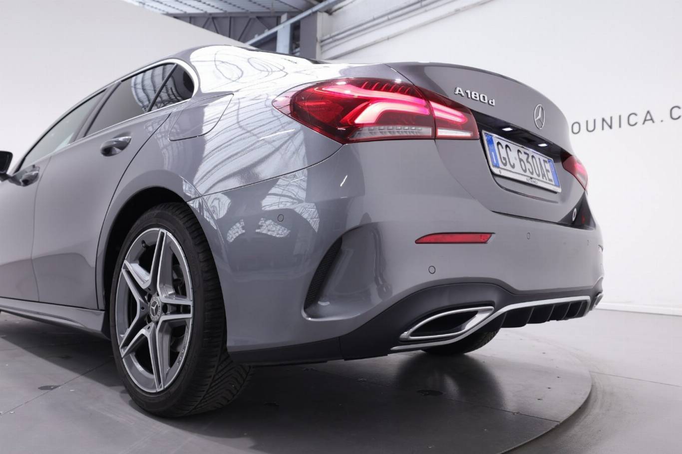 MERCEDES-BENZ A 180 40
