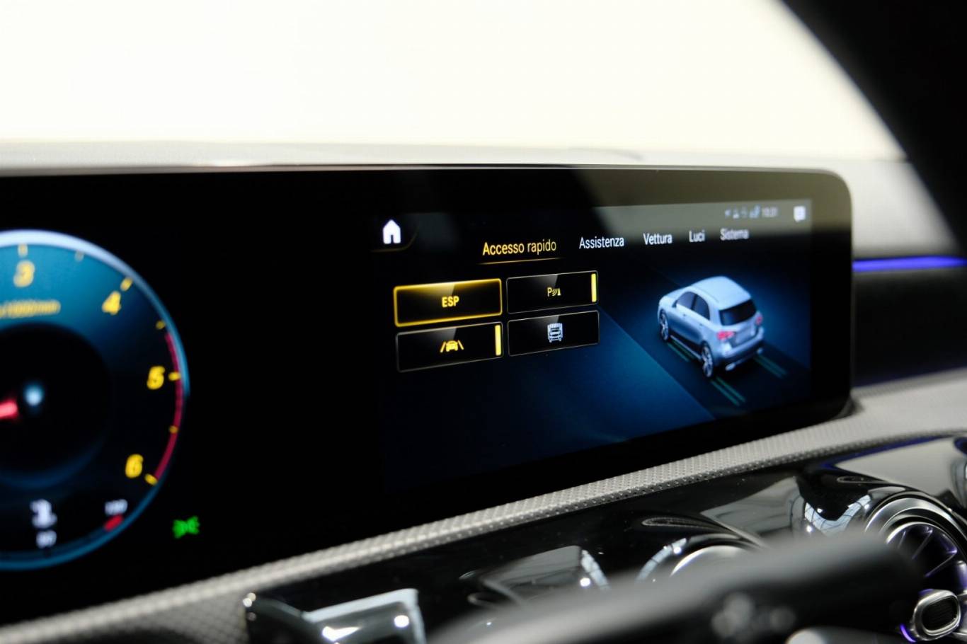 MERCEDES-BENZ A 200 31