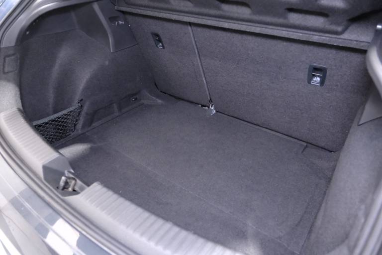 SEAT Leon 64