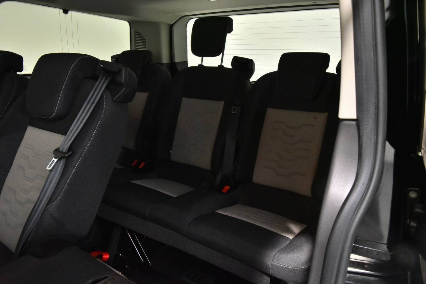 FORD Tourneo Custom 31