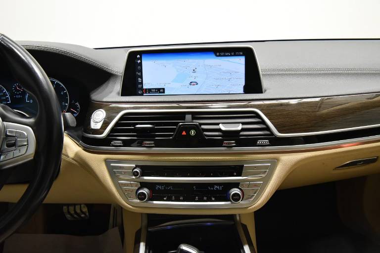 BMW 730 31