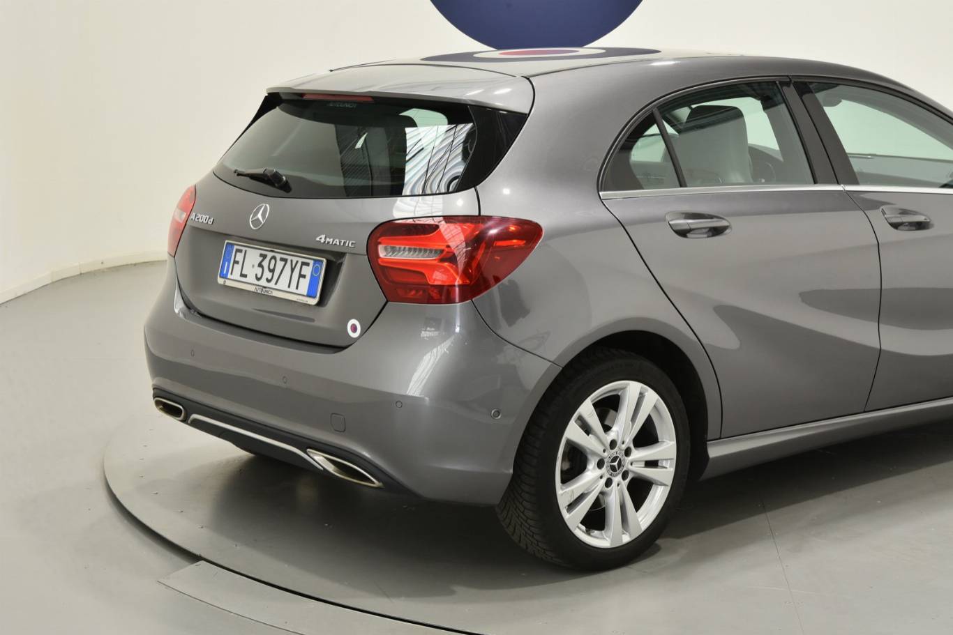 MERCEDES-BENZ A 200 18