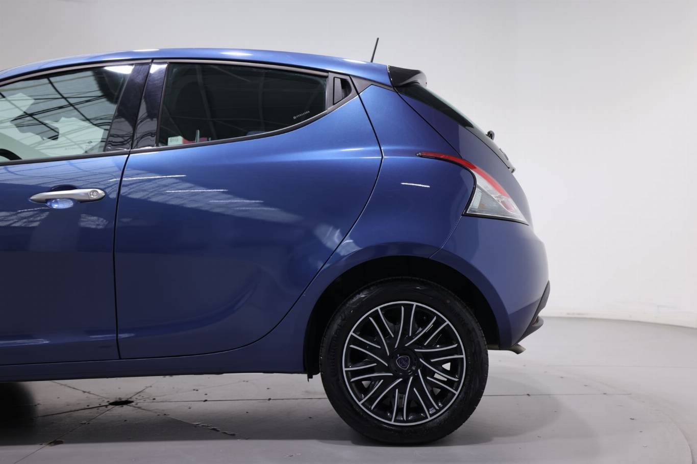 LANCIA Ypsilon 30