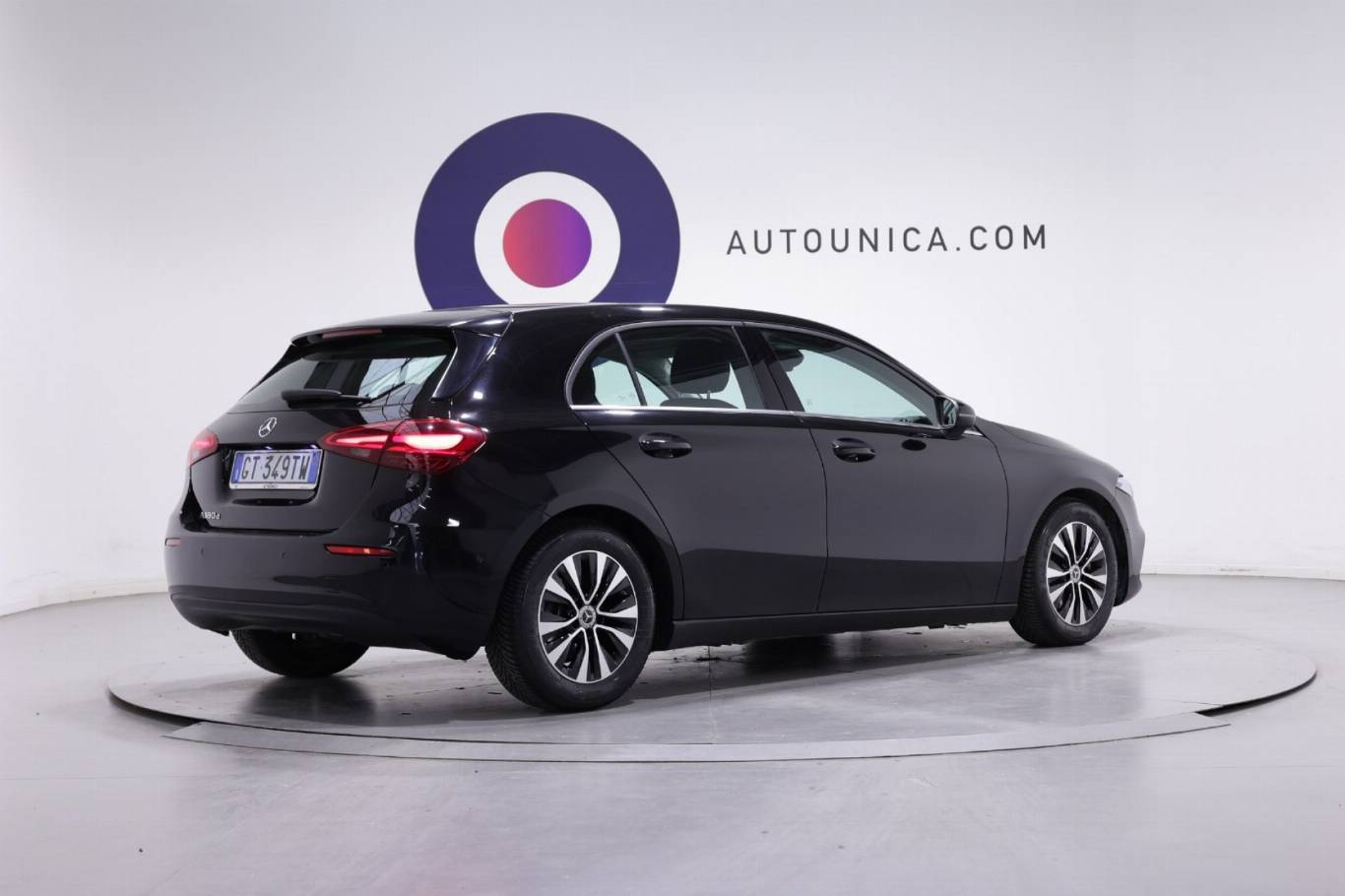 MERCEDES-BENZ A 180 16