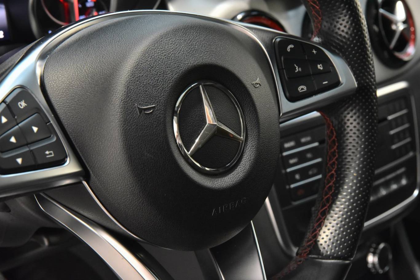 MERCEDES-BENZ CLA 45 AMG 45