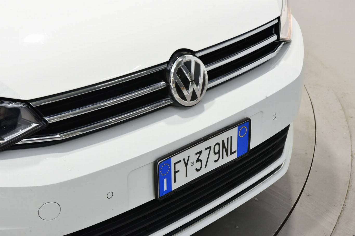 VOLKSWAGEN Touran 36