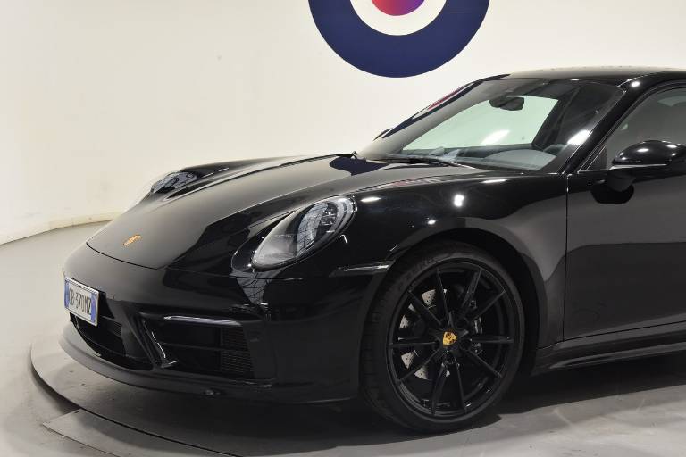 PORSCHE 911 12