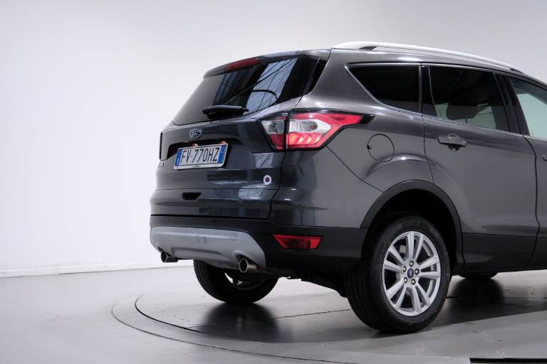 FORD Kuga 50