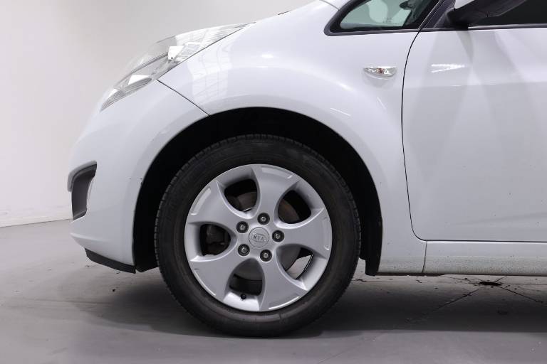 KIA Venga 18