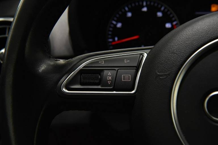 AUDI A1 7