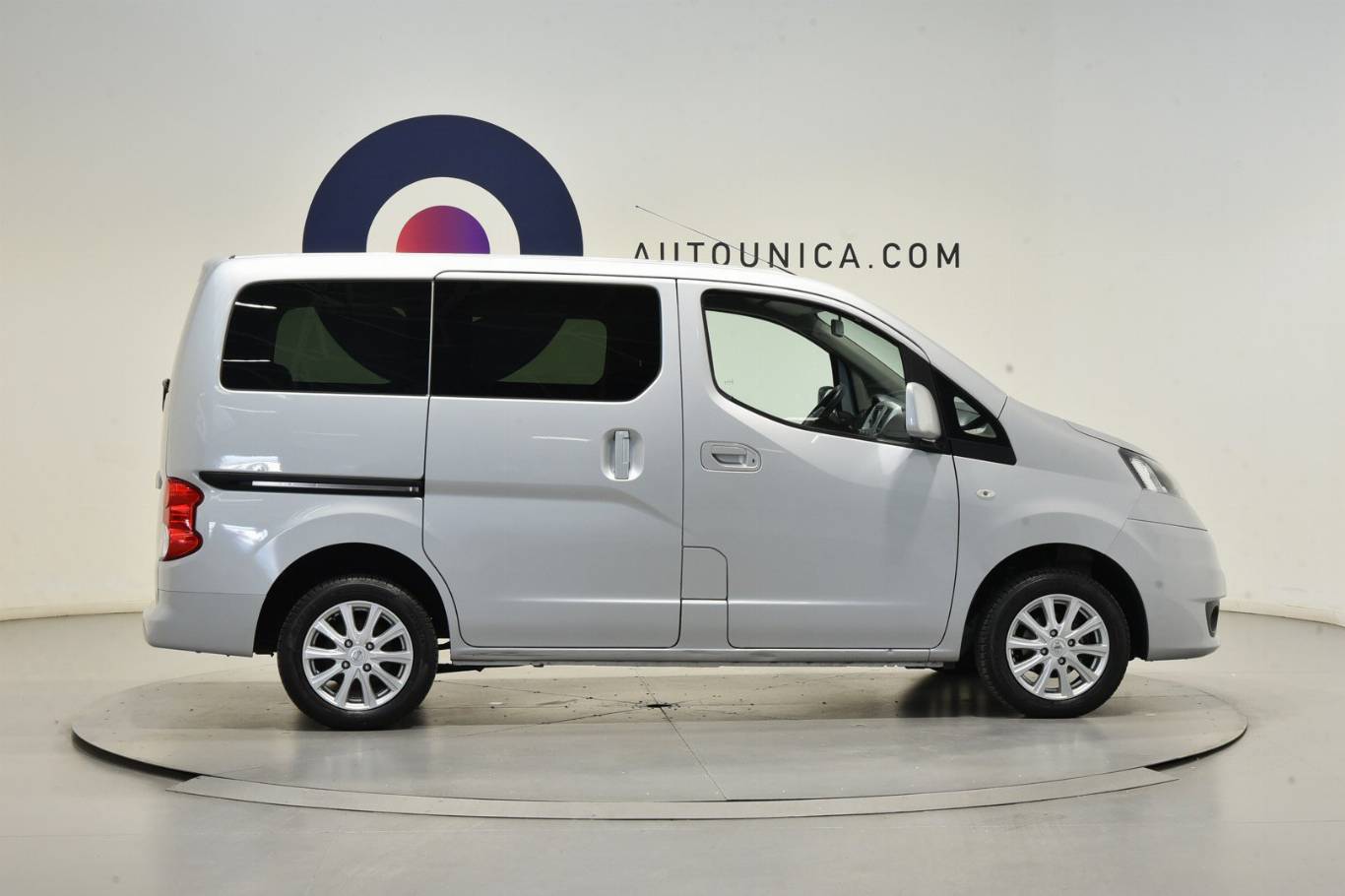 NISSAN NV200 29