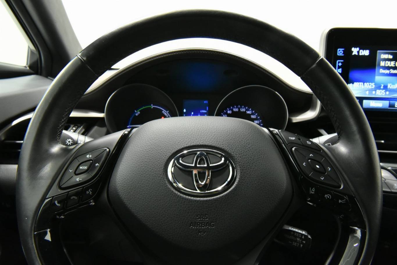 TOYOTA C-HR 41