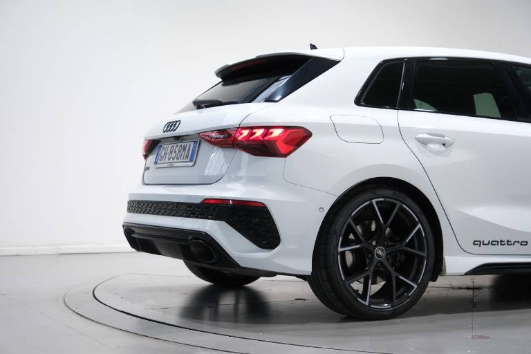 AUDI RS3 67
